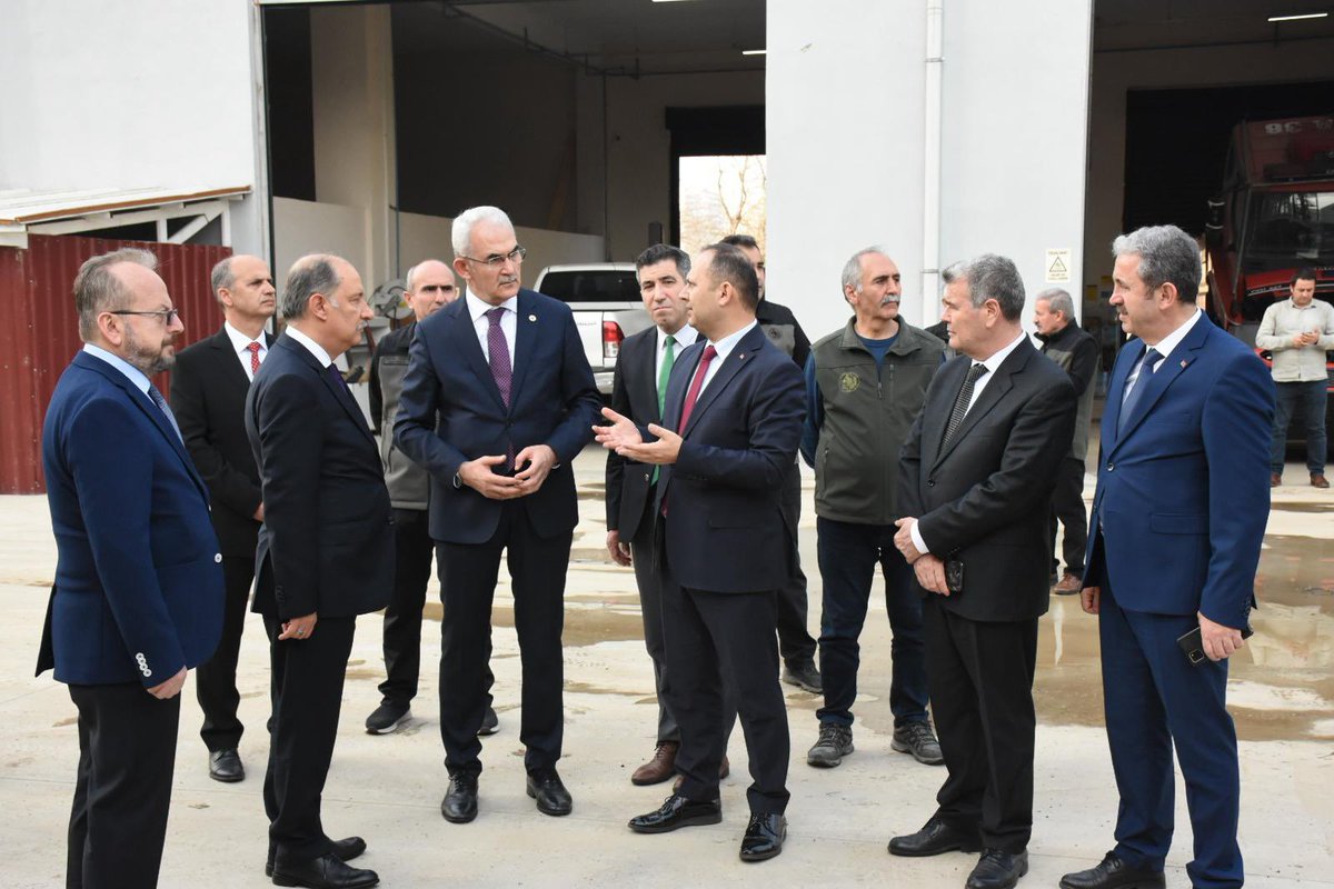 Güçlü teşkilatımızın taşradaki organize gücü sayesinde ormancılık faaliyetlerimiz dünyaya örnek olacak şekilde başarıyla yürütülüyor. Bu başarının altında #YeşilVatan'ın tüm neferlerinin imzası var.