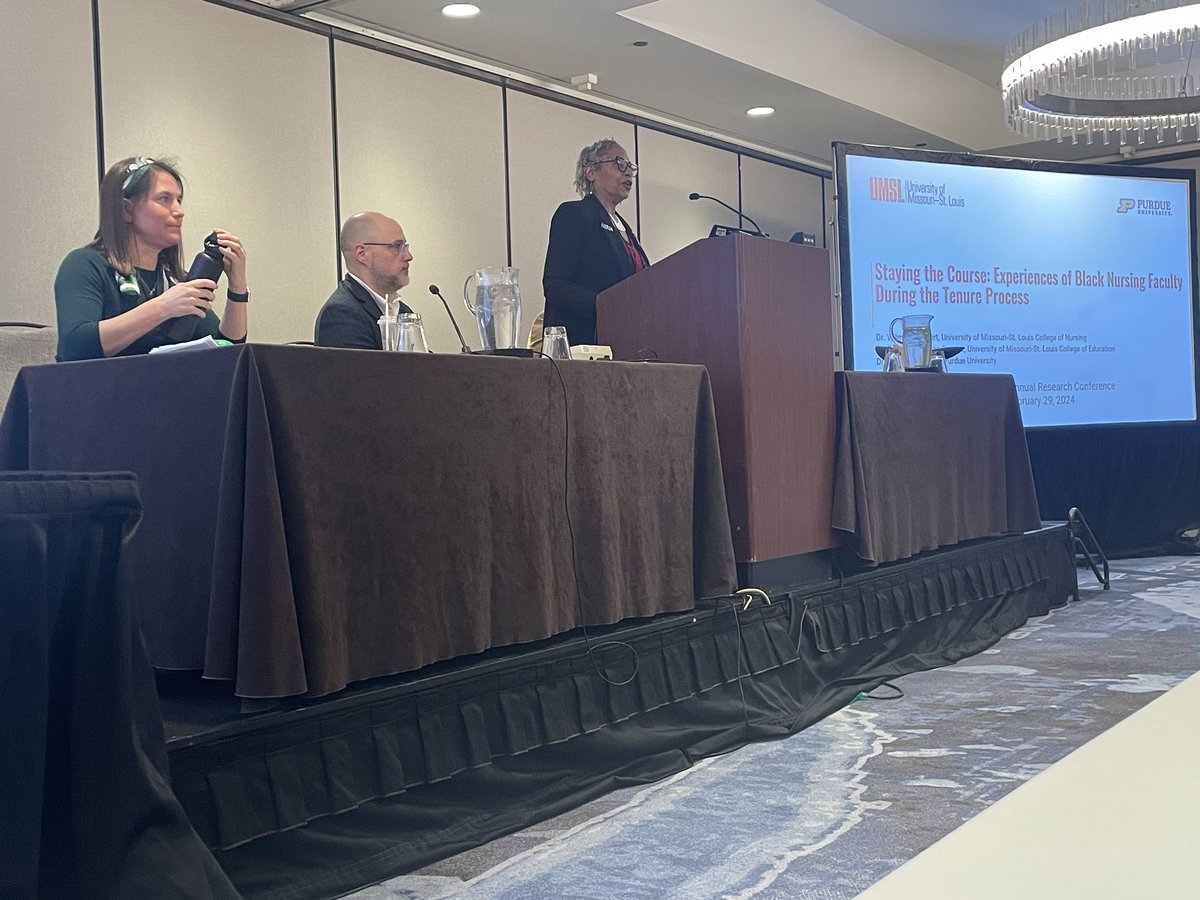 jadecburns's tweet photo. Wonderful presentation on experiences of Black nursing faculty during the tenure process. Way to go Dr. @wilma_calvert and team ๐๐ฝ
#MNRS2024
#MNRS
#DrivingChange
#BlackFaculty
#Tenure https://t.co/Ja8OaXBiY0