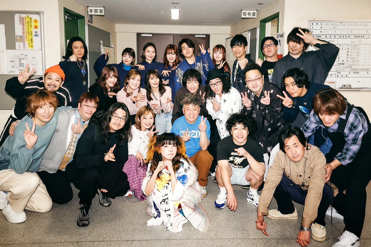 武道館1日目終わりました！本当にありがとうございました！追加公演なのに初日の様な緊張感で歌詞めっちゃ噛んだ😩今日のニューセトリは今日でお終い😢
もっと大好きって言えば良かった。
