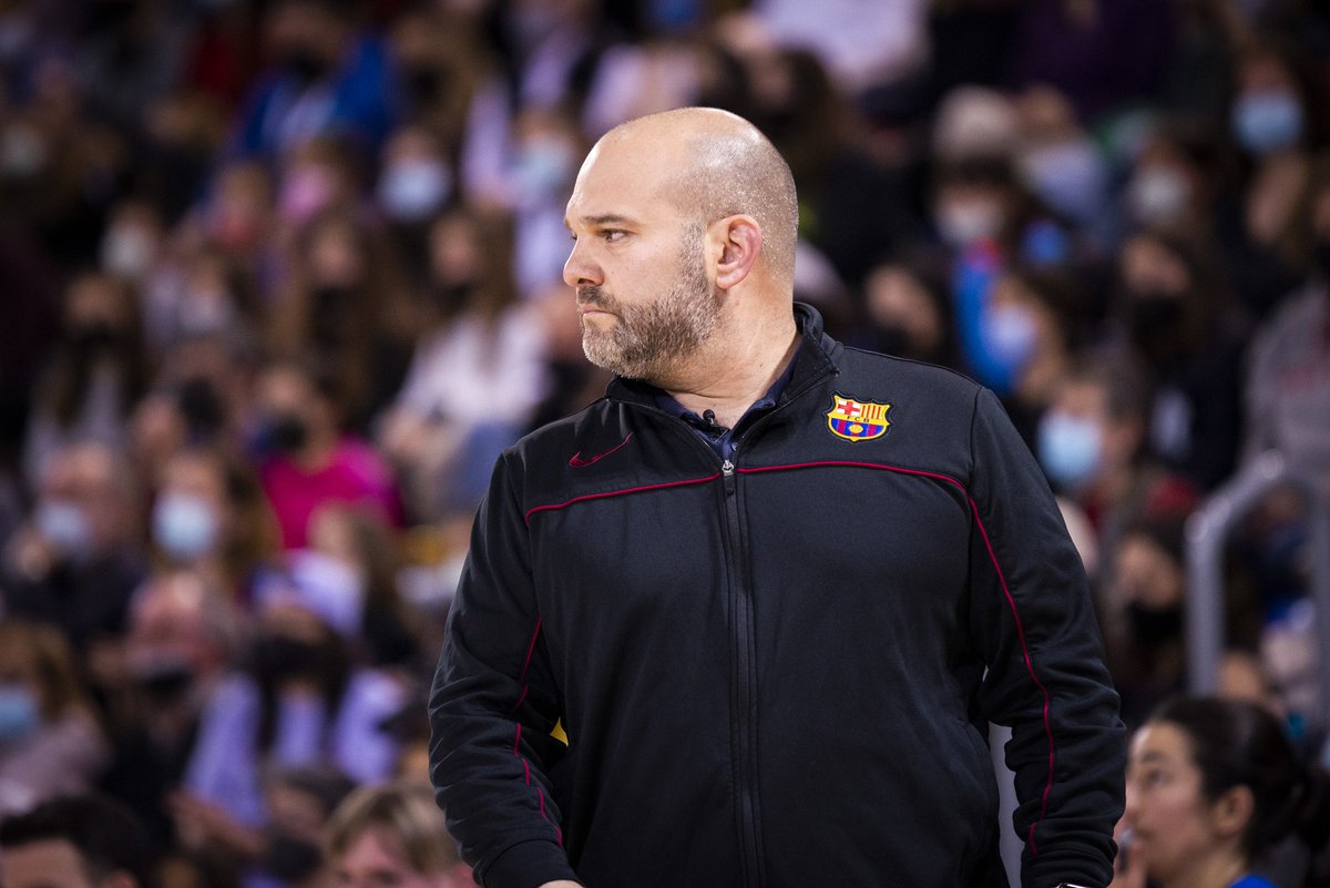 Mañana estará disponible en <a href="/Fem_Basquet/">Fem Bàsquet</a> la entrevista con <a href="/i10fernandez/">Isaac Fernández</a>. 

Una pieza de algo menos de una hora cargada de baloncesto que vale la pena escuchar. Gracias coach! 

#LFEndesa