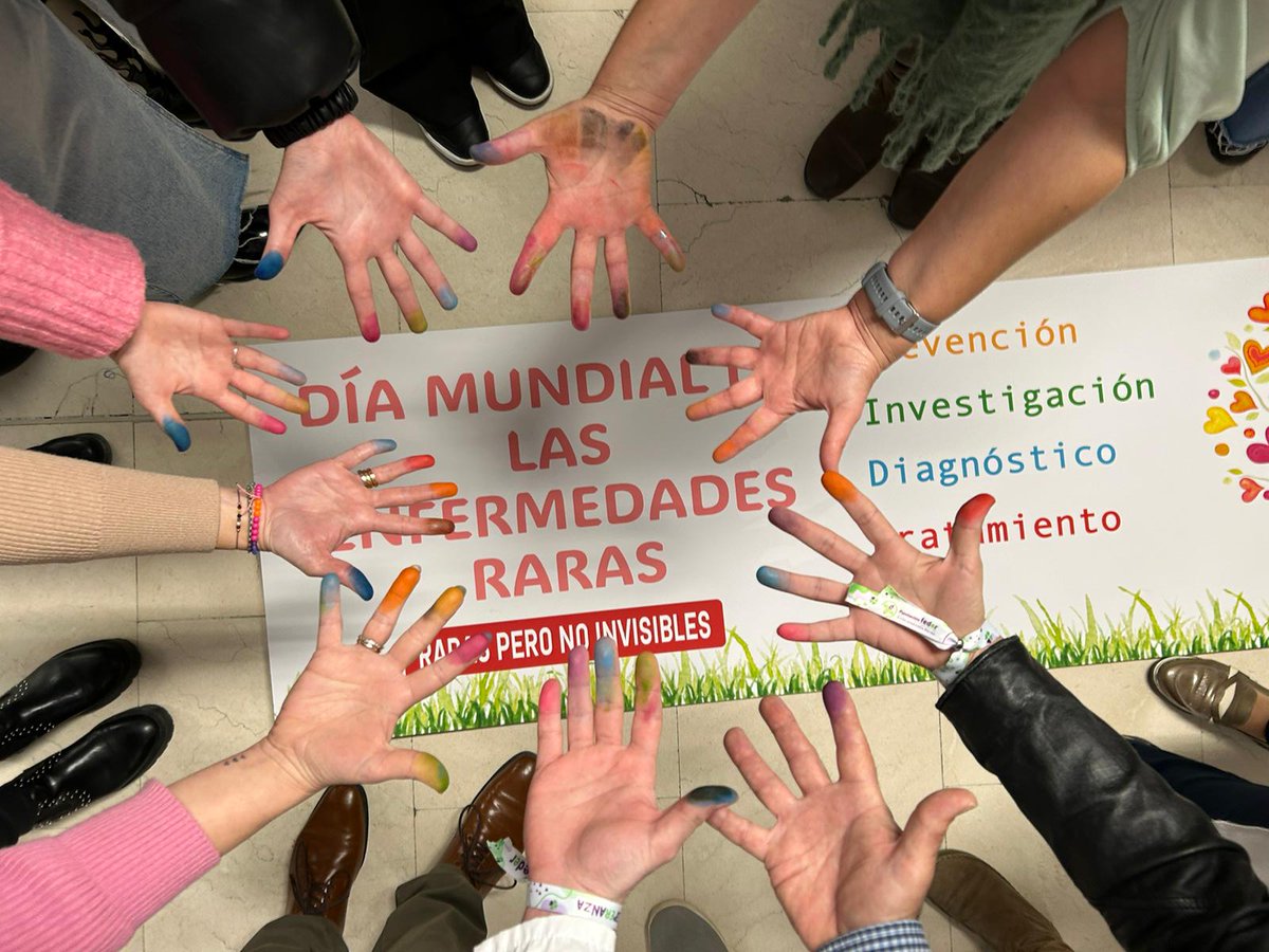 TCAG_IMIB's tweet image. Hoy enfatizamos que juntos somos más fuertes! Compartiendo mesa con @dgenesmurcia @CIBERER @FEDER_ONG, compañeros médicos, @cbgc_arrixaca y @IIC_UMU_IMIB dando visibilidad a las enfermedades raras desde el Hospital Clínico Universitario Virgen de la Arrixaca @FFIS_CARM