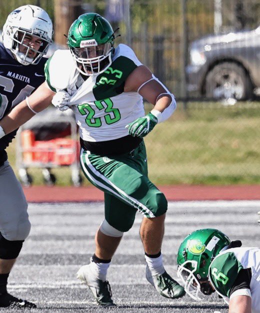 DubC_Football's tweet photo. 🚨Why Wilmington - Alumni Update🚨

- Trafford Dunn (23’)
- Inside Sales Consultant Charlotte Hornets
- 3x Academic All-OAC
- 2022 Captain 
- Field Experience at SBLIV, SBLVI, SBLVII
- Co-President of WC Sports Club

#GoGreen #HandsOnLearning https://t.co/9V35YGJlKE