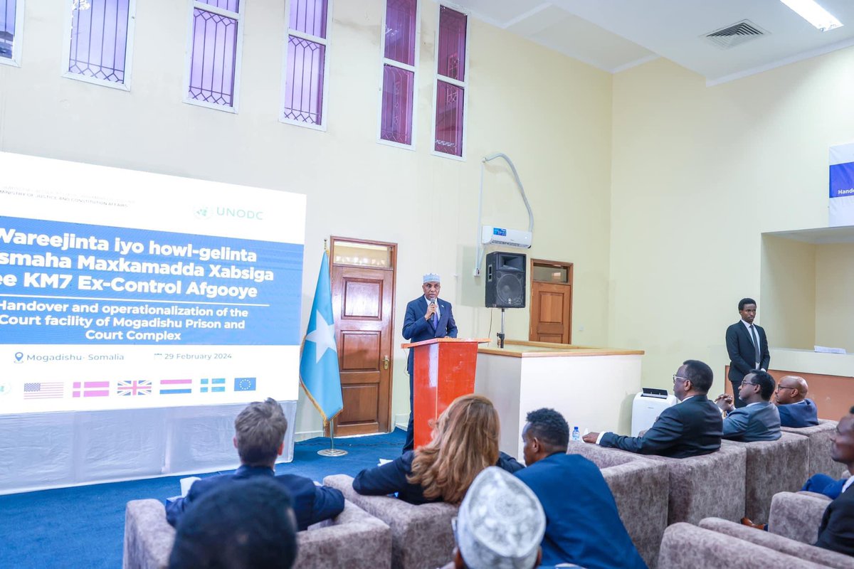 SulaymanMohamud's tweet photo. Joined Prime Minister @HamzaAbdiBarre at today’s inauguration of the new court facility in the Mogadishu Prison and Court Complex. This marks a significant milestone in strengthening our judiciary system and ensuring accessible justice for all. #JusticeForAll https://t.co/Gz3ffLjZhS