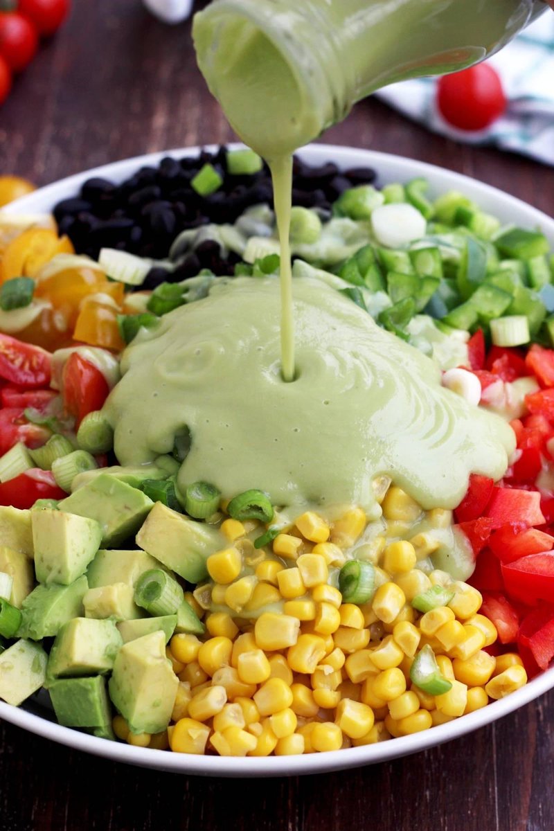 ronsterd89's tweet image. Vegan Mexican Chopped Salad with   Avocado Dressing

Full recipe Full recipe:✅ 
buzztim.com/search?q=vegan… 👇🏻

#firstpicchallenge 
#BOOMchalleng