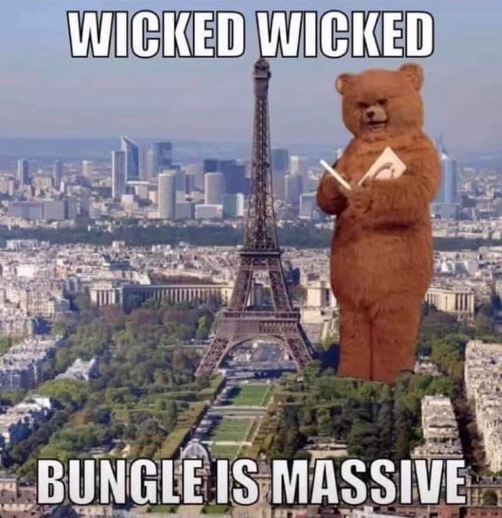 If you know, you know! 😂😂😂
#jungle
#generallevy
#AliG