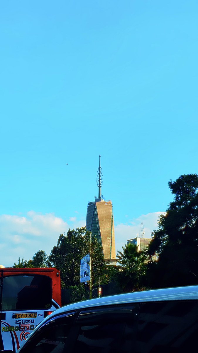 Finding beauty in Nairobi’s evening light 🌆