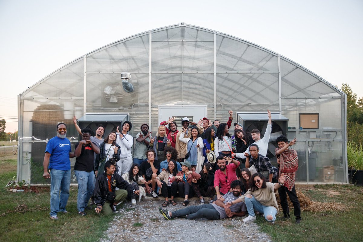 1beatmusic's tweet photo. Last fall the OneBeat 12 tour brought fellows to Utica, Mississippi where they engaged with arts organization @sippculture. “Sipp Culture believes that gathering and sharing local stories is the best way to support safe and thriving communities for the future.”

@ECAatState https://t.co/r5r0ceSpnI