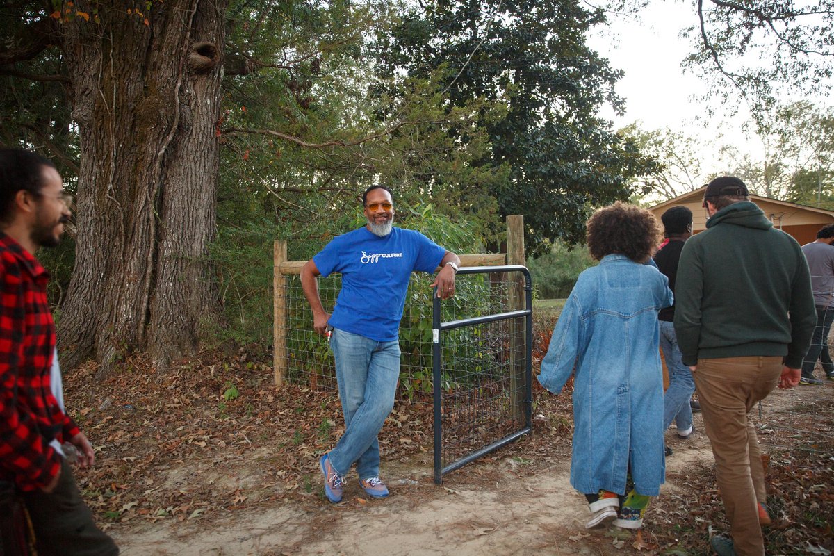1beatmusic's tweet photo. Last fall the OneBeat 12 tour brought fellows to Utica, Mississippi where they engaged with arts organization @sippculture. “Sipp Culture believes that gathering and sharing local stories is the best way to support safe and thriving communities for the future.”

@ECAatState https://t.co/r5r0ceSpnI