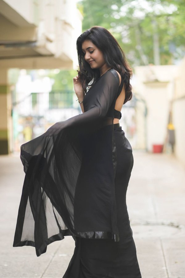 GHhMqC7WUAA1tVw?format=jpg&name=900x900