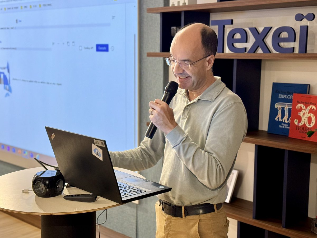 Excellent moment de partage hier au Women in Tech Paris avec les présentations de Jani Souryavongsa,<a href="/elchacha51/">Fabrice Challier</a>, Joël Chadet ☁, <a href="/despres_nick/">Nicolas Despres</a> et Jorge De Oliveira Soares !

Merci à l’équipe pour l’organisation, <a href="/Yosra__Saidani/">yosraSaidani</a> et <a href="/doriahamelryk/">Doria Hamelryk</a>, et <a href="/TexeiFrance/">Texei France</a> pour l’accueil 🤩