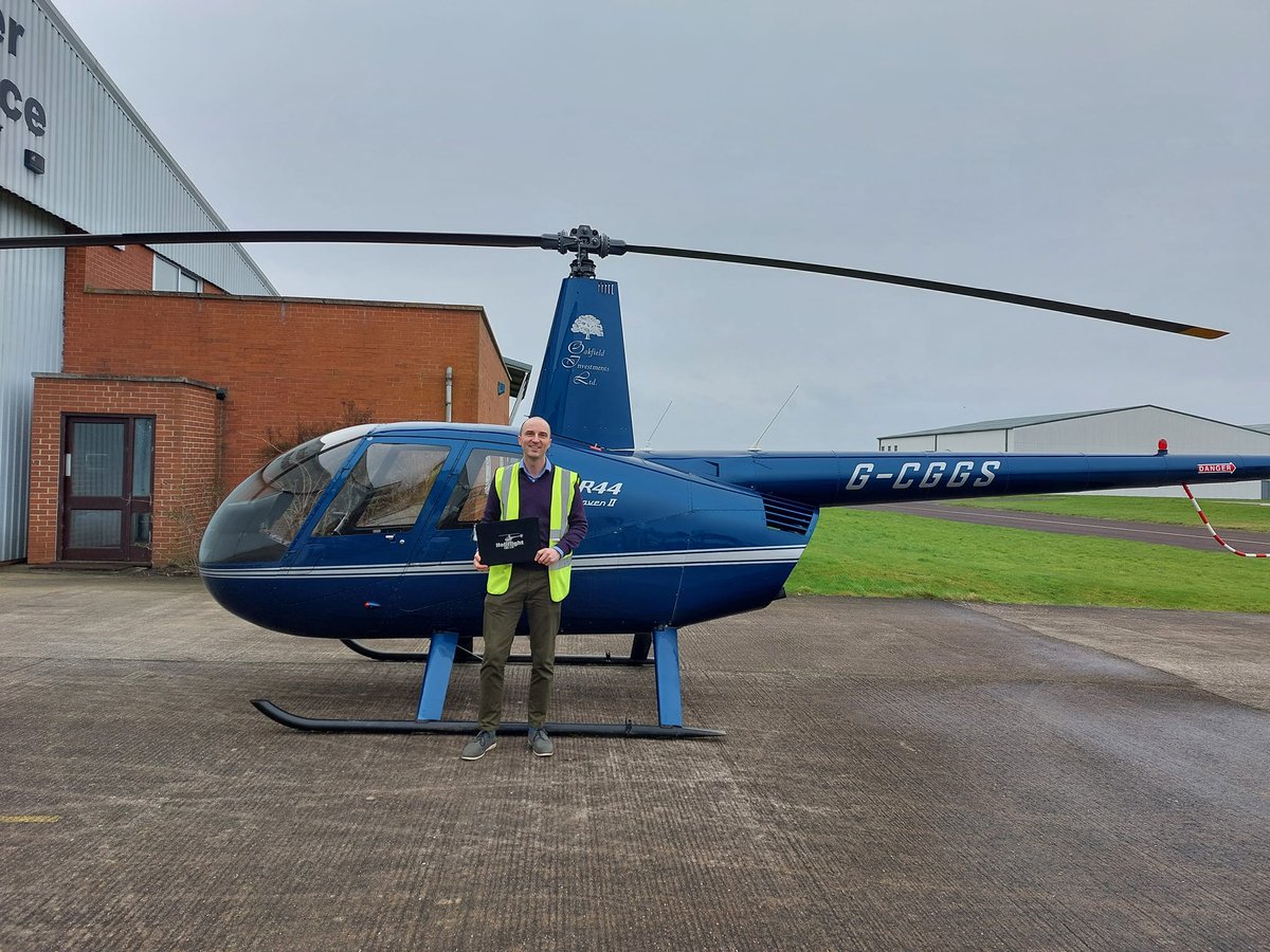 HeliflightUK's tweet image. Another achievement! Congratulations to Andy Bence on passing his PPL Skills test this afternoon. #PPL
#SkillsTest #R44