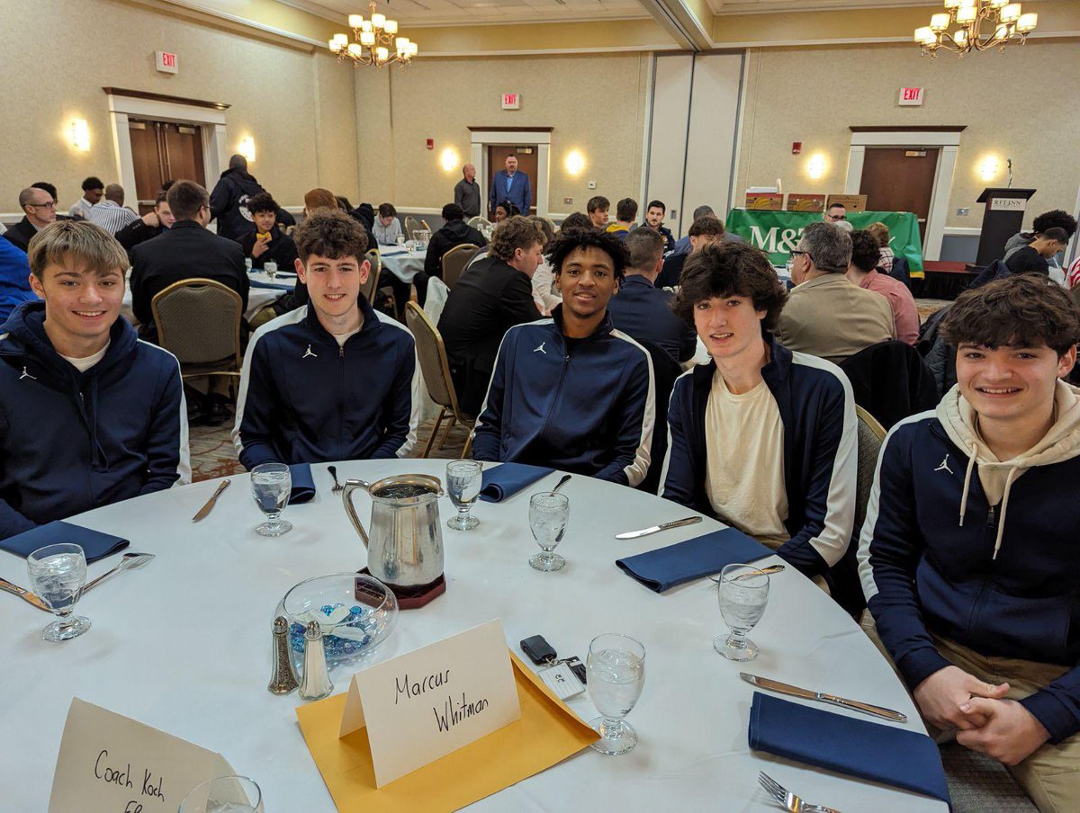Whitman boys Hoops enjoying today’s Championship brunch. Let’s go Cats!!