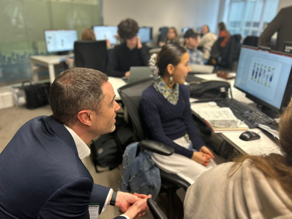 CEO, David Withey enjoyed his visit to @fralondon today. The visit provided a great opportunity to meet staff and students and hear about their work. This visit coincided with the launch of the new Independent Training Providers Financial Handbook gov.uk/guidance/finan…