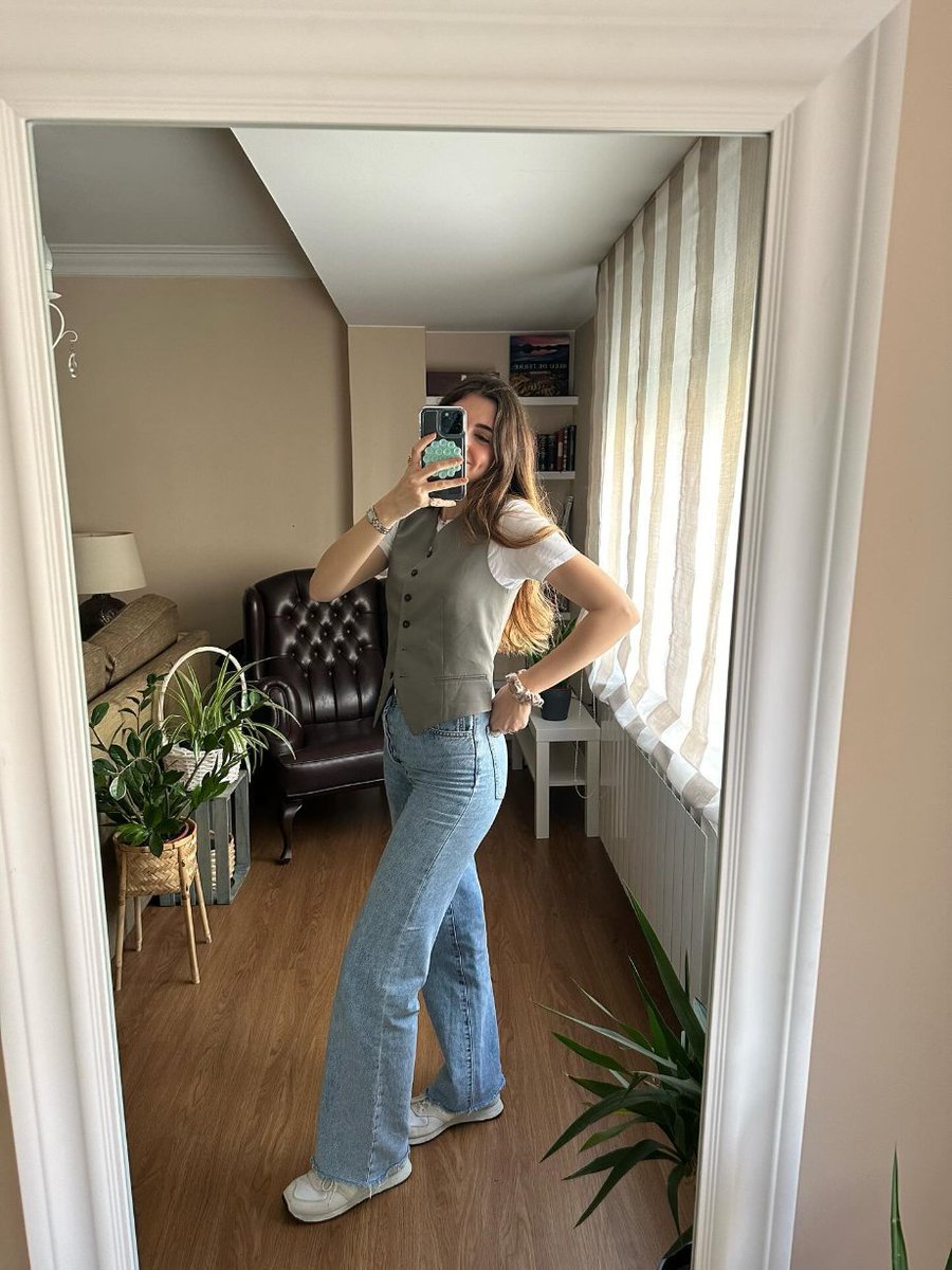 CodeCrafter42's tweet image. 