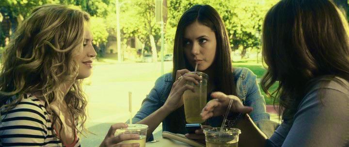MagicHandz's tweet photo. Nina Dobrev in #TheRoommate #LetsBeCops #LoveHard &amp; #TheOutlaws https://t.co/rDCRlCwvEo