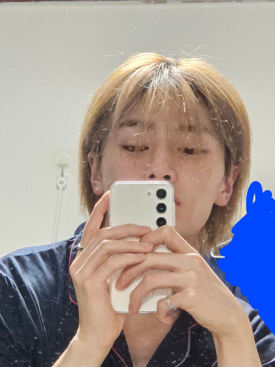 🍞 - 🌱
[010324] 2:06 AM KST

*PICTURE

I’m goingggg ㅎㅎㅎ y/n

Y/n bread bai ㅎㅎㅎ