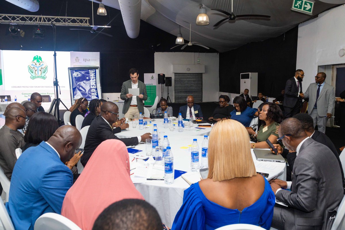 poverty_action's tweet photo. IPA Nigeria &amp; @cenbank hosted a forum on #ConsumerProtection for financial institutions. The forum provided policymakers, researchers and practitioners, an opportunity to share market data &amp; insights on critical challenges, risks, &amp; market trends: https://t.co/2AzTAqPqVj https://t.co/Vrkzu3e4Nz