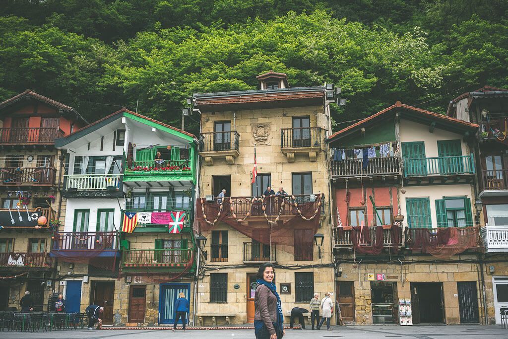 Northern Spain #Roadtrip | From #Bilbao to San Sebastian: Several #Basque Fishing Villages And Towns Will Charm You With Their Understated Beauty And Quiet Simple Lifestyle says Paroma >>>>> buff.ly/2NeVafz . via @chak0040 #bilbo #basque #camping #vanlife #roadtrippin