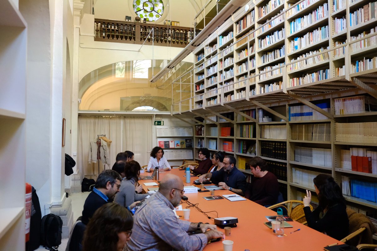 3 years of research on migration narratives, 12 partners and 6 countries studied: <a href="/blancagarcesmas/">Blanca Garcés</a> and <a href="/guell_berta/">Berta Güell</a> presented today at <a href="/CidobBarcelona/">CIDOB (Barcelona Centre for International Affairs)</a> the main findings of the BRIDGES project and discussed them with researchers and other actors working in this field