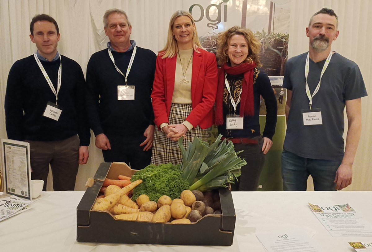 At today's Organic Farming Scheme Information Day for horticultural growers in Birr. Great to see you all there! - with William Deasy, @TeagascOrganics, @KLaitenberger, @pippa_hackett, Kitty Scully, Rónán Mac Raois, OGI. #organicireland #organichorticulture #organicfarming