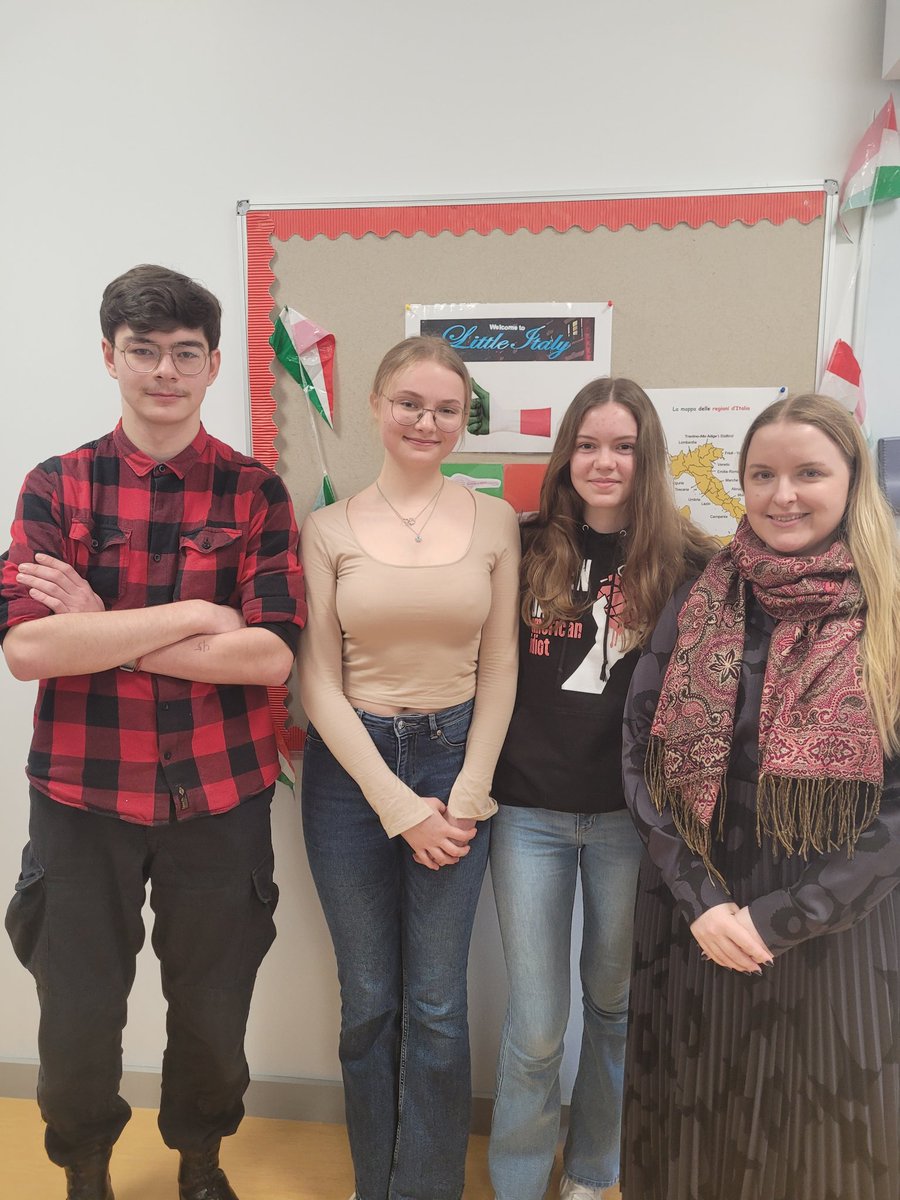 Best of luck to our @StepasideETSS TY students representing Finland tomorrow #ModelCouncilEU #Youth4EU Thanks to Saara Heinola, Finnish embassy for her excellent mentoring this week @RachelRey615
