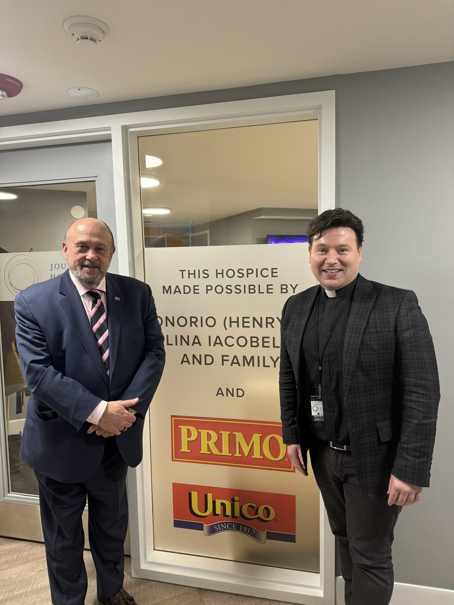 What a pleasure to welcome the Honourable @MichaelTibollo, Associate Minister of Mental Health & Addictions, for a tour of @JHHospice Toronto. It was wonderful to engage about our model of specialized care & offering equitable access to hospice palliative care to those we serve.