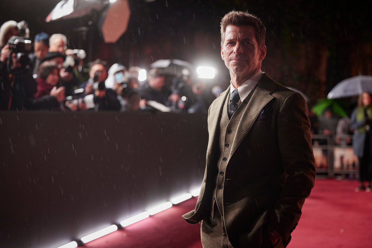 rebelmoon's tweet image. Join us in wishing a happy birthday to the leader of the rebels, @ZackSnyder!