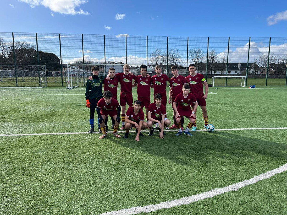 Well done to our U15 boys Football team ⚽ who booked their place in the league semi-final after a 5-3 win V's Ringsend College, great work fellas 👏🏼#WeAreSalle