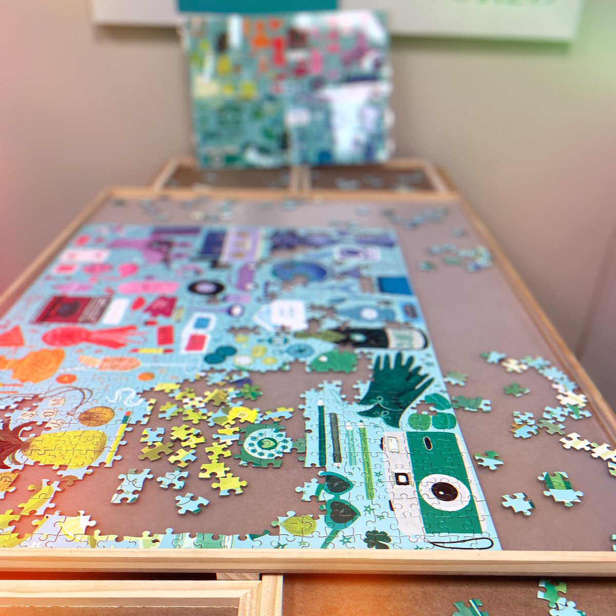 Students are FLYING on this puzzle! So many people have been working on it! #theschoolthatpuzzles #communitybuilding #tstl