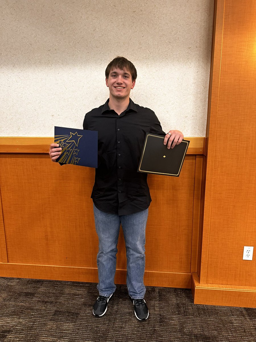 Super grateful to have won the Humboldt County Office of Education Academic Achievement Scholarship as well as win the Inspiration Award from 27 chosen students from all over the area in the running! <a href="/BaizCoach/">@coach_baiz</a> <a href="/Coach_Ohout/">Coach O</a> <a href="/CoachPehrson/">Coach Preston Pehrson</a> <a href="/wesyerty24/">WesLee Yerty</a> <a href="/chrismparry/">Chris Parry</a> <a href="/Coach_CoombsUCD/">Matt Coombs</a>