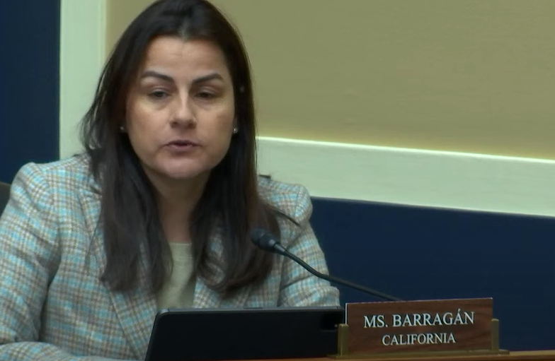 'Because of how few people are affected, all childhood cancers are considered rare, this is why I am proud to co-lead the Creating Hope Reauthorization Act' @RepBarragan @HouseCommerce @HouseCommerce