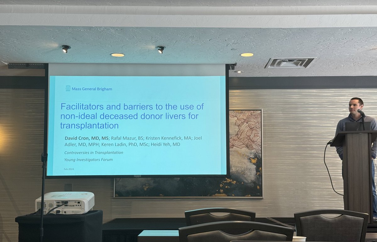 Great presentation by David Crone, MD on one of the biggest questions in transplantation: facilitators and barriers to the use of non-ideal deceased donor livers for transplantation!

#CIT24 #younginvestigator
