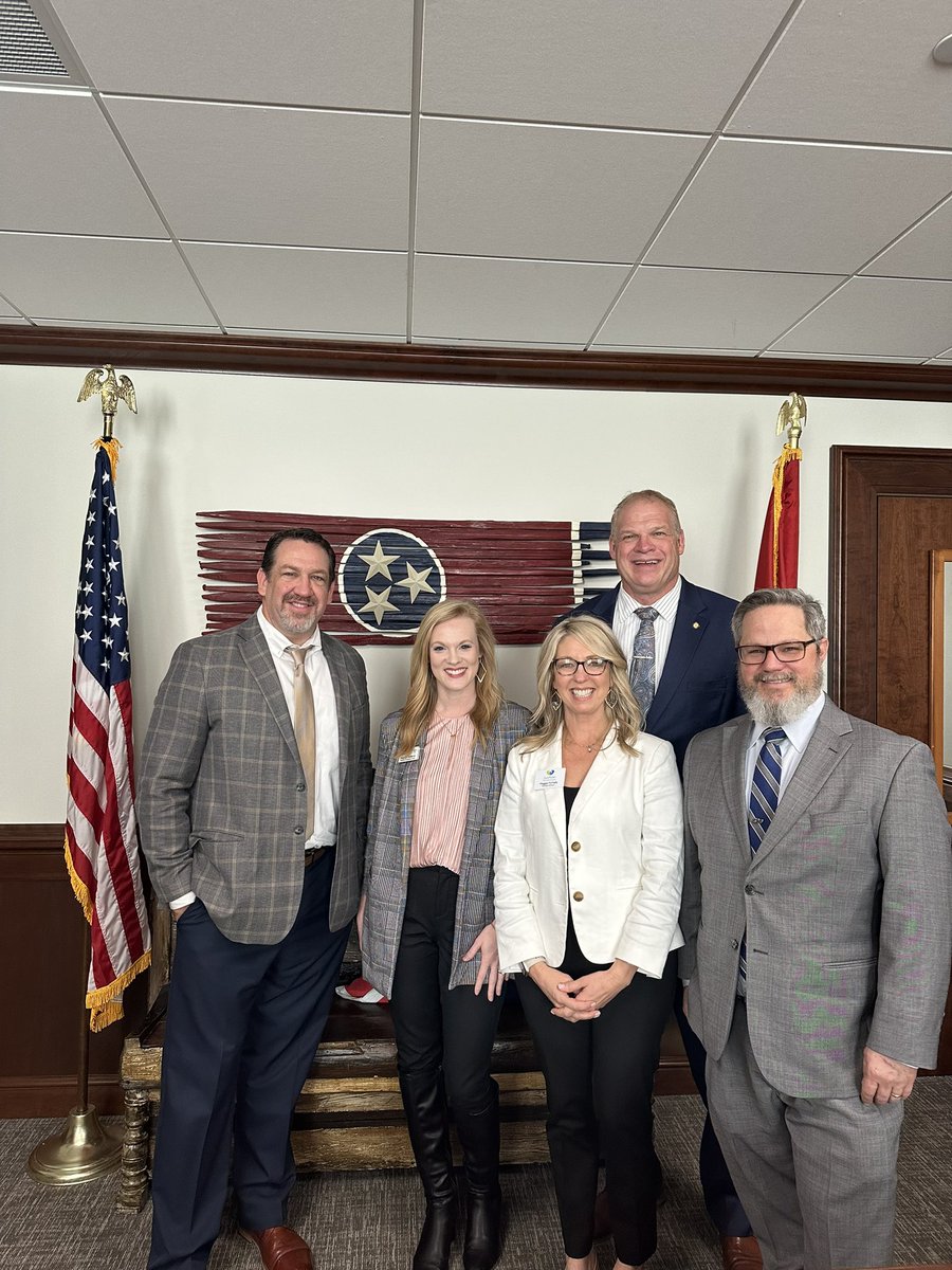 Our executive director had a great  day on the hill yesterday meeting with our very own elected officials.  Thank you for standing up against child abuse.