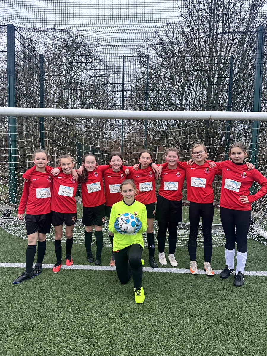 The KS2 football girls took to the pitch this evening  and demonstrated some super team work, winning both their games comfortably! Onwards and upwards and huge well done to the girls 🫶🏽 #PEforALL #VOICE
