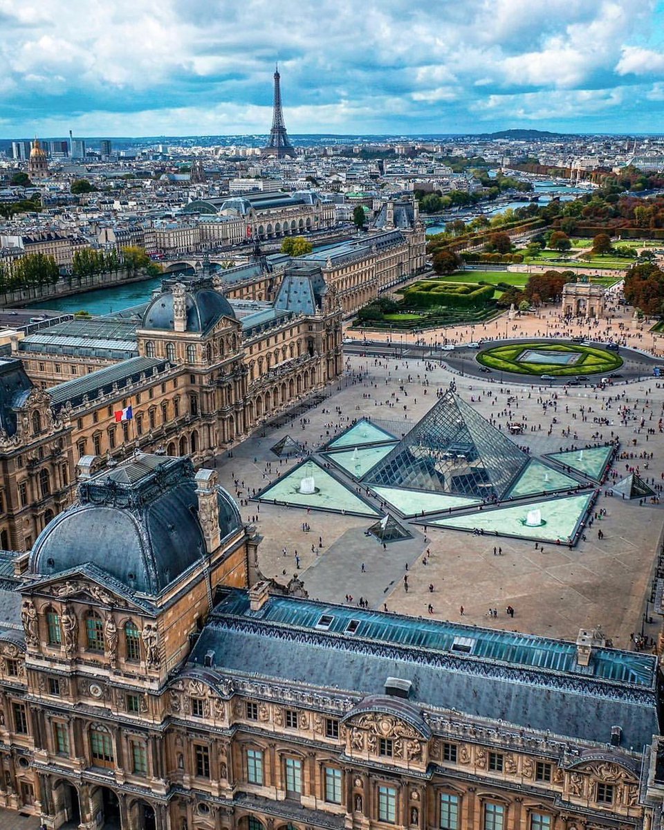 The most beautiful museums and art galleries on Earth - a thread 🧵 1. The Louvre Museum, France 🇫🇷