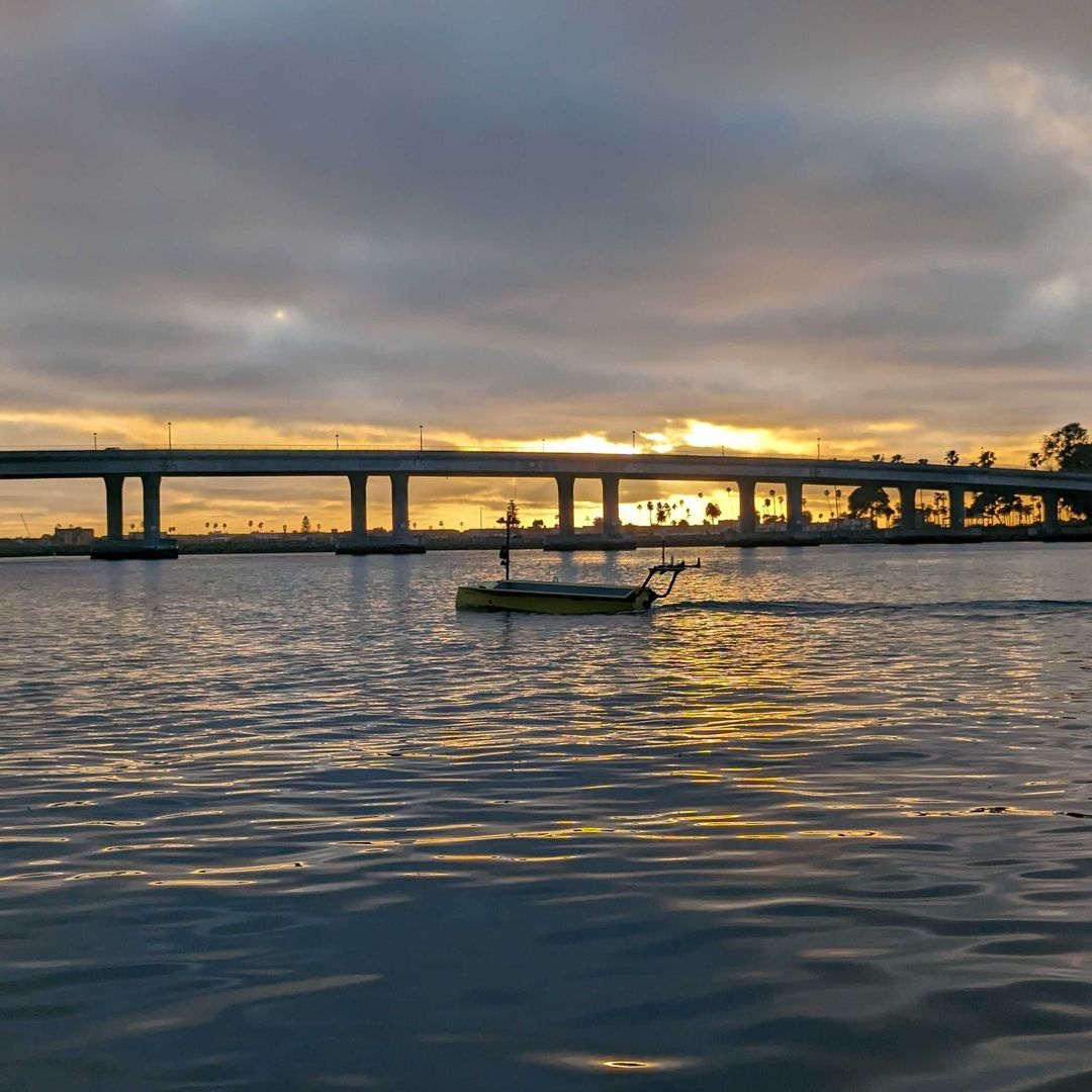 Thanks @401TechBridge for another great day at the #BlueInnovationSymposium! It lined up well with an offshore mission to an NDBC buoy.

Pictured: Mike and Scott with Linda Larsen from 401TB, the NDBC buoy’s view of a Lightfish ASV, and that same ASV returning to Mission Bay.