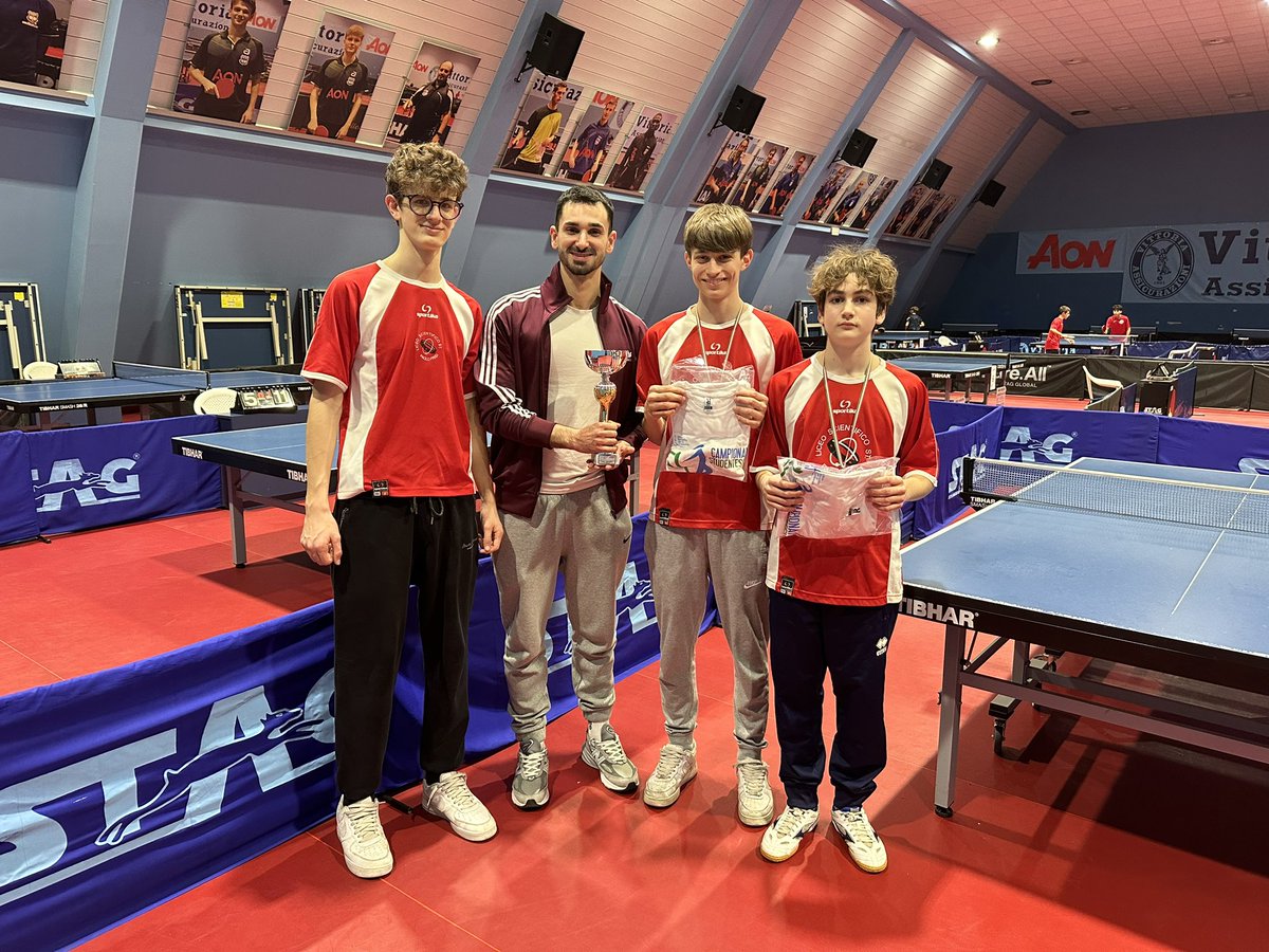 claudiocrippamb's tweet photo. 1 posto regionali campionati studenteschi 2023/24 categoria allievi. Un ringraziamento al Liceo Scientifico Statale Frisi #monza Un grazie alla società Milano Table Tennis Academy che ha formato i ragazzi nel corso di questi anni. #monzabrianza #lombardia https://t.co/pKLGldQ62Y