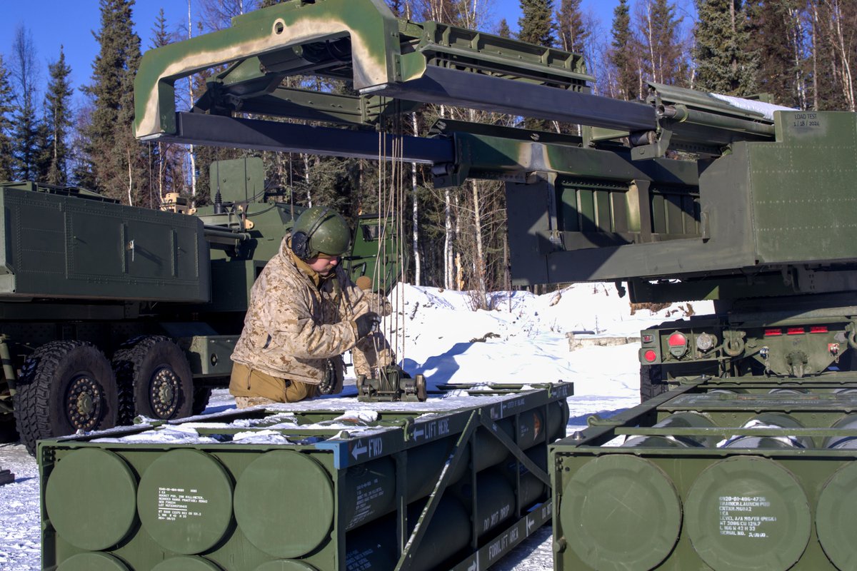 4th Marine Division @usmarines conduct High Mobility Artillery Rocket System (HIMARS) training during Exercise #ArcticEdge24, demonstrating ability to operate in extreme cold weather conditions and conduct Globally Integrated Layered Defense. #LGSE24