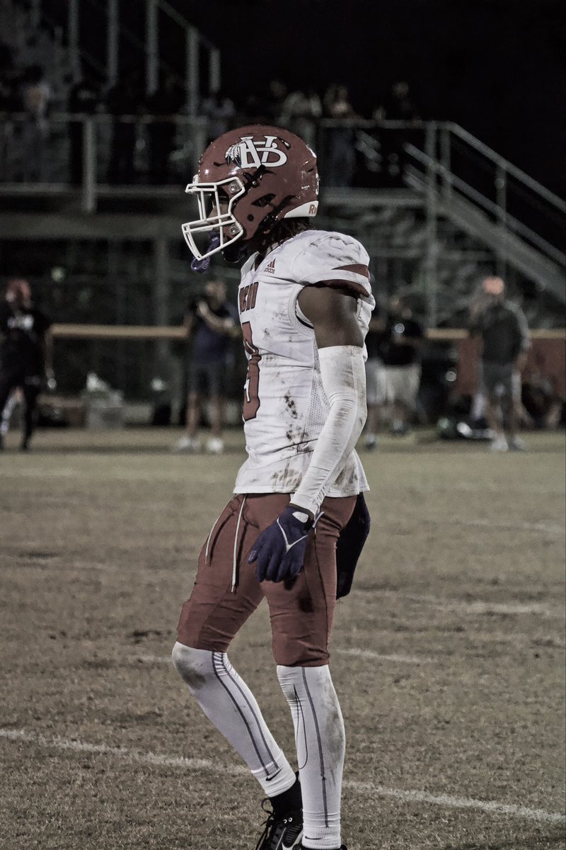 2025 3⭐️ DB Robert Jones III from Vero Beach in Florida will be officially visiting Illinois from June 21-23. 👀🔶🔷