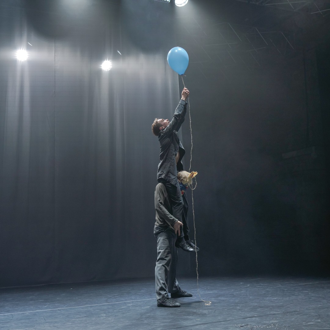 Works & Process (@worksandprocess) on Twitter photo From our friends at the <a href="/TheJoyceTheater/">TheJoyceTheater</a>! From Mar 6-10, <a href="/Pontus_Lidberg/">Pontus Lidberg</a> returns with "On The Nature Of Rabbits," a series of dreamlike scenes which explores the delicate balance between reality and imagination in a time of fear.
🎟️ : gu.gg/3TiSTo4
-
📷: Andrea Avezzù From our friends at the <a href="/TheJoyceTheater/">TheJoyceTheater</a>! From Mar 6-10, <a href="/Pontus_Lidberg/">Pontus Lidberg</a> returns with "On The Nature Of Rabbits," a series of dreamlike scenes which explores the delicate balance between reality and imagination in a time of fear.
🎟️ : gu.gg/3TiSTo4
-
📷: Andrea Avezzù