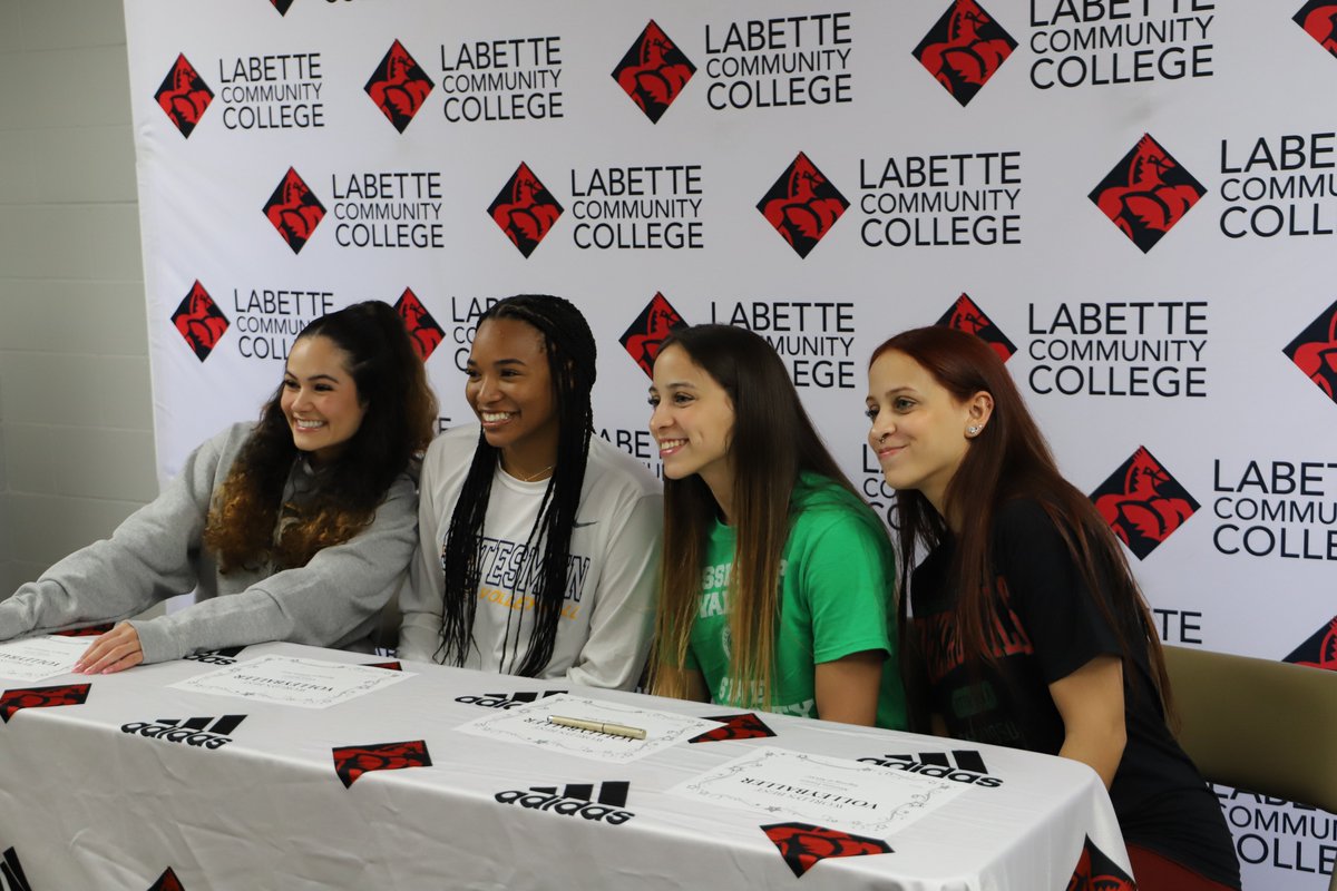 LabetteCards's tweet image. Four of Labette Volleyball sophomores have recently committed to their next colleges. All will be receiving full rides based off of academics and athletics!