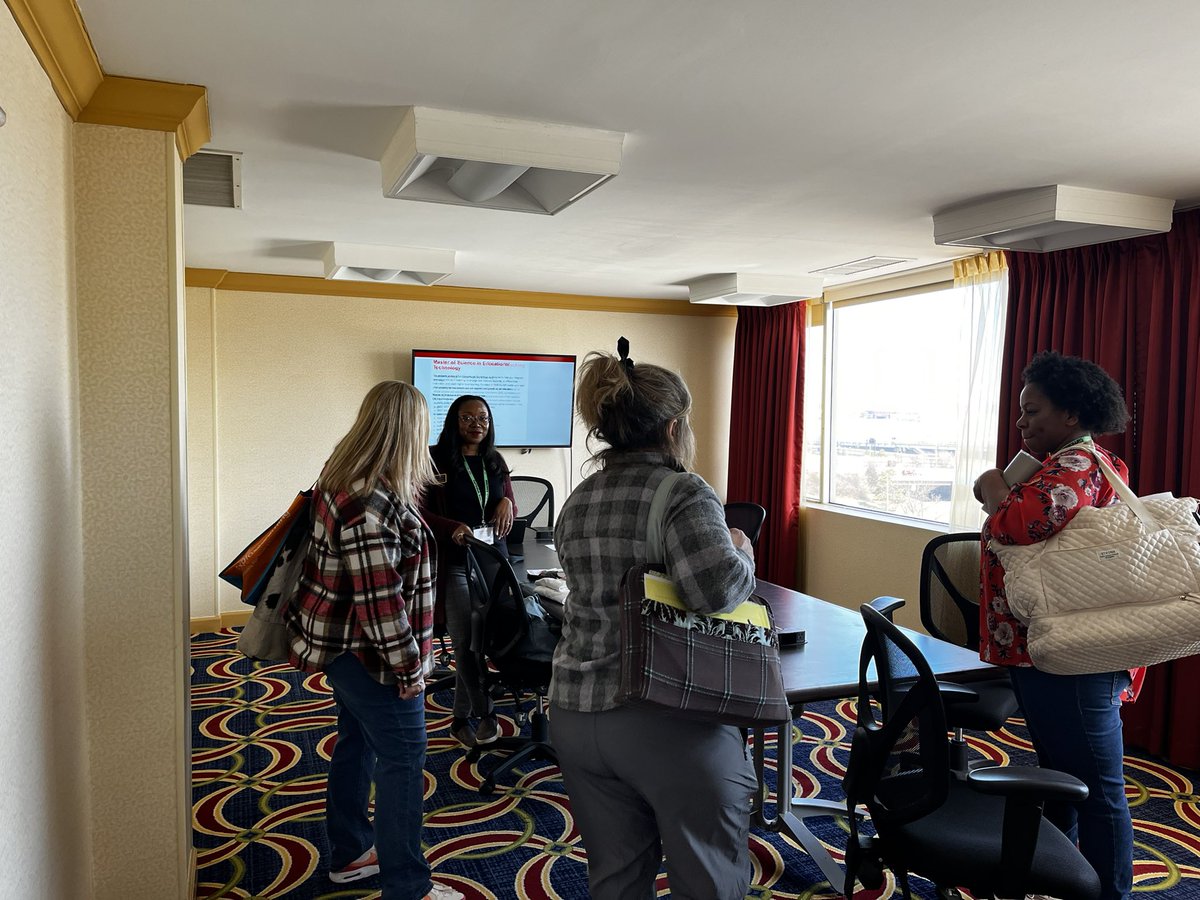 UCM has a new EdTech program for teachers. Check it out!!
@UCMMULES @ucmteachered
<a href="/EducPlus/">EducationPlus</a> #innovate24