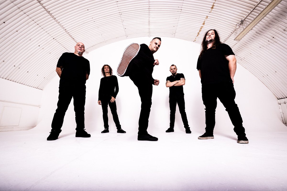 breed77official's tweet photo. Who’s ready for new Breed77 music?

One week today, End Of The Line lands on all digital / streaming, and tour kicks off in May 👊

#endoftheline #breed77 #newmusic #ontour https://t.co/Dy4cgvS3dj