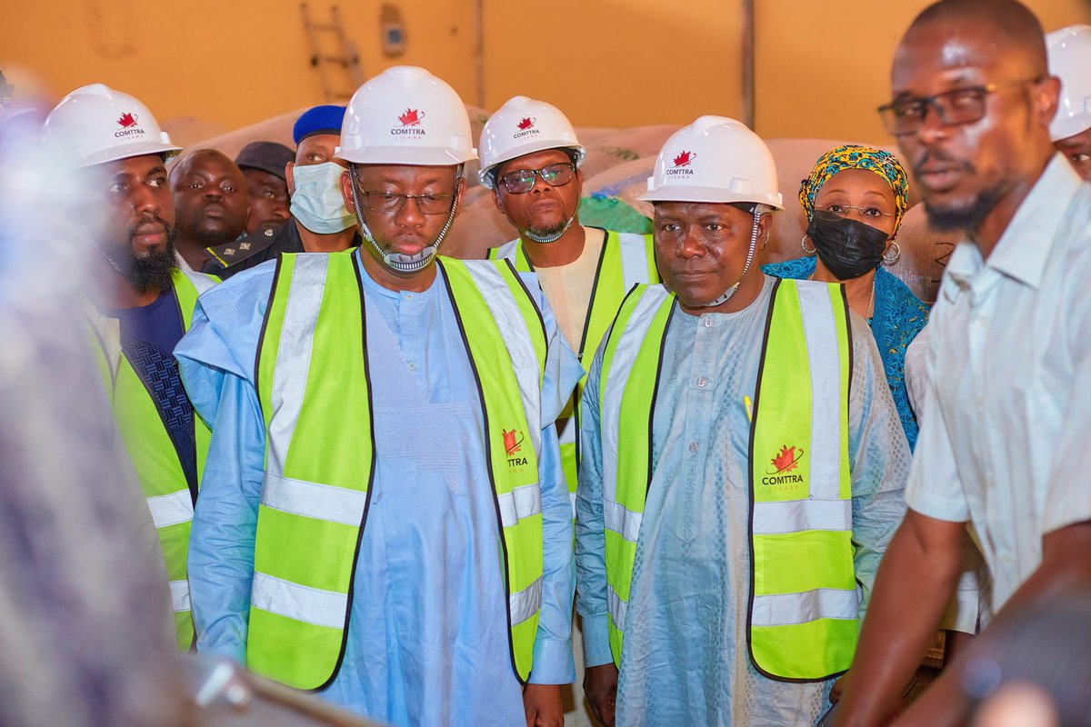 InvestJigawa's tweet image. OFFICIAL COMMISSIONING AND LAUNCH OF COMTTRAJIGAWA A PUBLIC-PRIVATE PARTNERSHIP WITH THE GOVERNMENT OF JIGAWA STATE AND COMTTRAEX NIG. LTD
His Excellency, Governor Mallam Umar Namadi FCA, officially launched Comttra Jigawa, a cutting-edge hibiscus cleaning and 
(1/8)