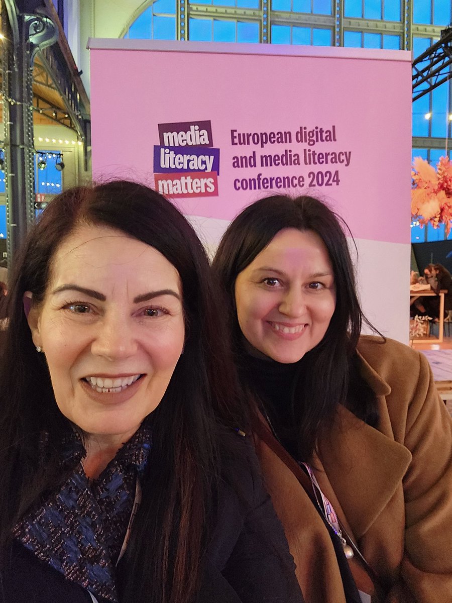 RosemarySmith65's tweet image. #BorderCrossings!  When the #Ukranian @PRArmy meets @gettingbetterfoundation , good things will result!
#mlmatters 
@MediaWijsBe 
@columbiajourn 
@DartCenter 
@journalism 
@journalismnews 
@ejcnet 
@pewjournalism 
@cijournalism 
@WIJ_UK