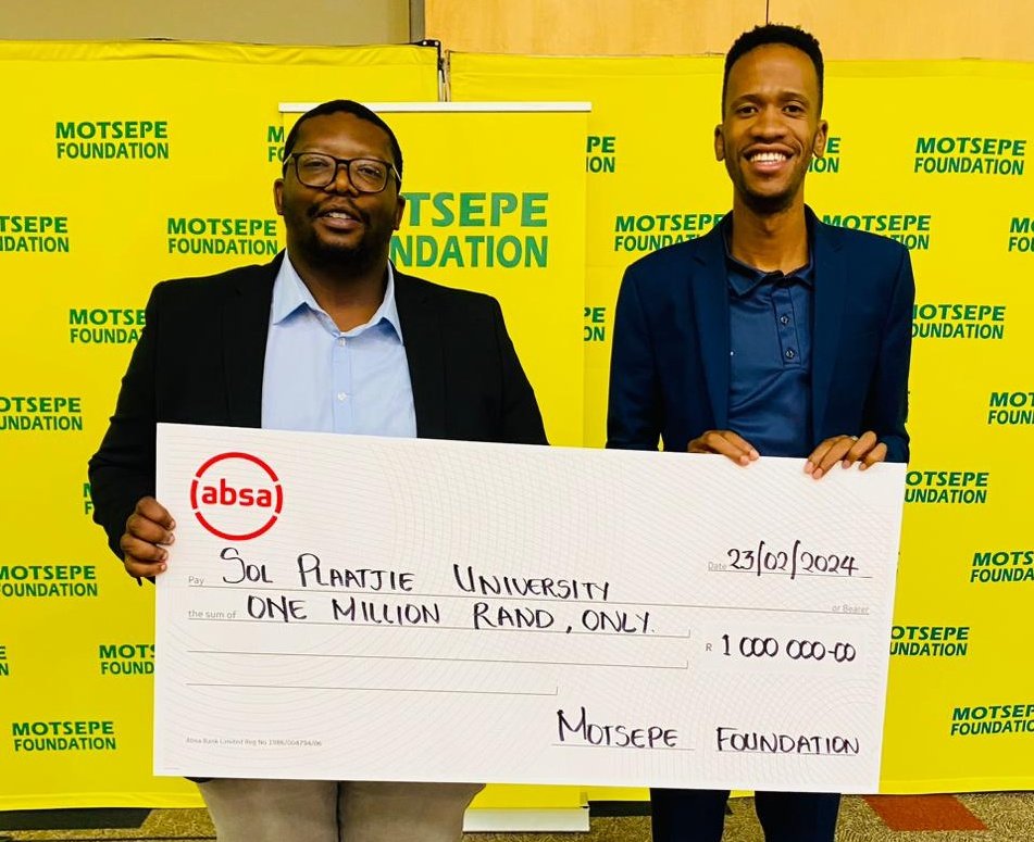 MyNorthernCapeTV (@myncapetv) on Twitter photo 🌟 Exciting news! 🌟 The <a href="/MotsepeFoundtn/">Motsepe Foundation</a> is making waves once again, this time at <a href="/MySPU/">Sol Plaatje Univ.</a>! 💸 With an incredible donation of one million rand, they're boosting student support through the Thusa Moithuti Fund. 🎓💰 <a href="/The_NECT/">National Education Collaboration Trust</a> <a href="/ButiManamela/">Buti Manamela</a> <a href="/DrBladeNzimande/">Prof Blade Nzimande</a> <a href="/Caucus_Manager/">Xhanti Teki</a> <a href="/DBE_SA/">Dep. Basic Education</a> 🌟 Exciting news! 🌟 The <a href="/MotsepeFoundtn/">Motsepe Foundation</a> is making waves once again, this time at <a href="/MySPU/">Sol Plaatje Univ.</a>! 💸 With an incredible donation of one million rand, they're boosting student support through the Thusa Moithuti Fund. 🎓💰 <a href="/The_NECT/">National Education Collaboration Trust</a> <a href="/ButiManamela/">Buti Manamela</a> <a href="/DrBladeNzimande/">Prof Blade Nzimande</a> <a href="/Caucus_Manager/">Xhanti Teki</a> <a href="/DBE_SA/">Dep. Basic Education</a>