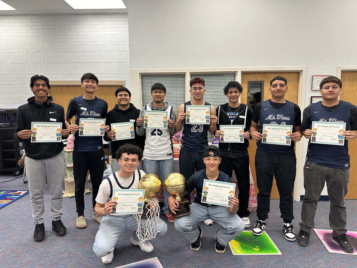 MveLibrary's tweet image. Read Across America!@es_regarrido @JDavisMVE