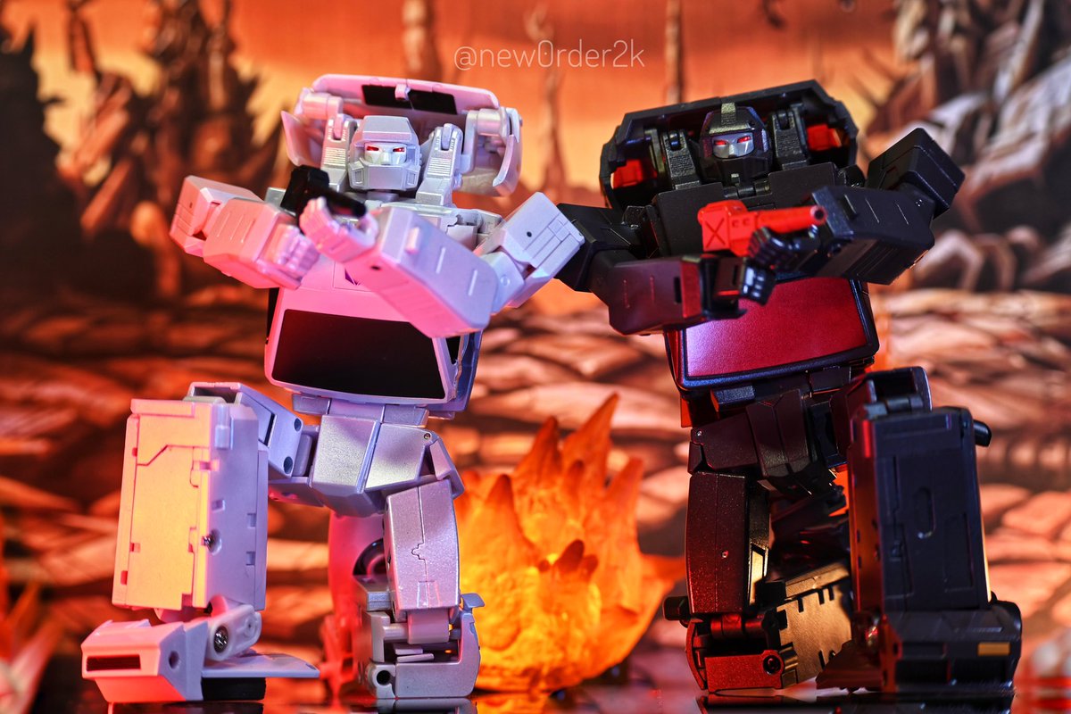 Runamuck and Runabout X-Transbots Master X MX-28 29 Fast & Fury #transformers #runamuck #runabout #leapyear