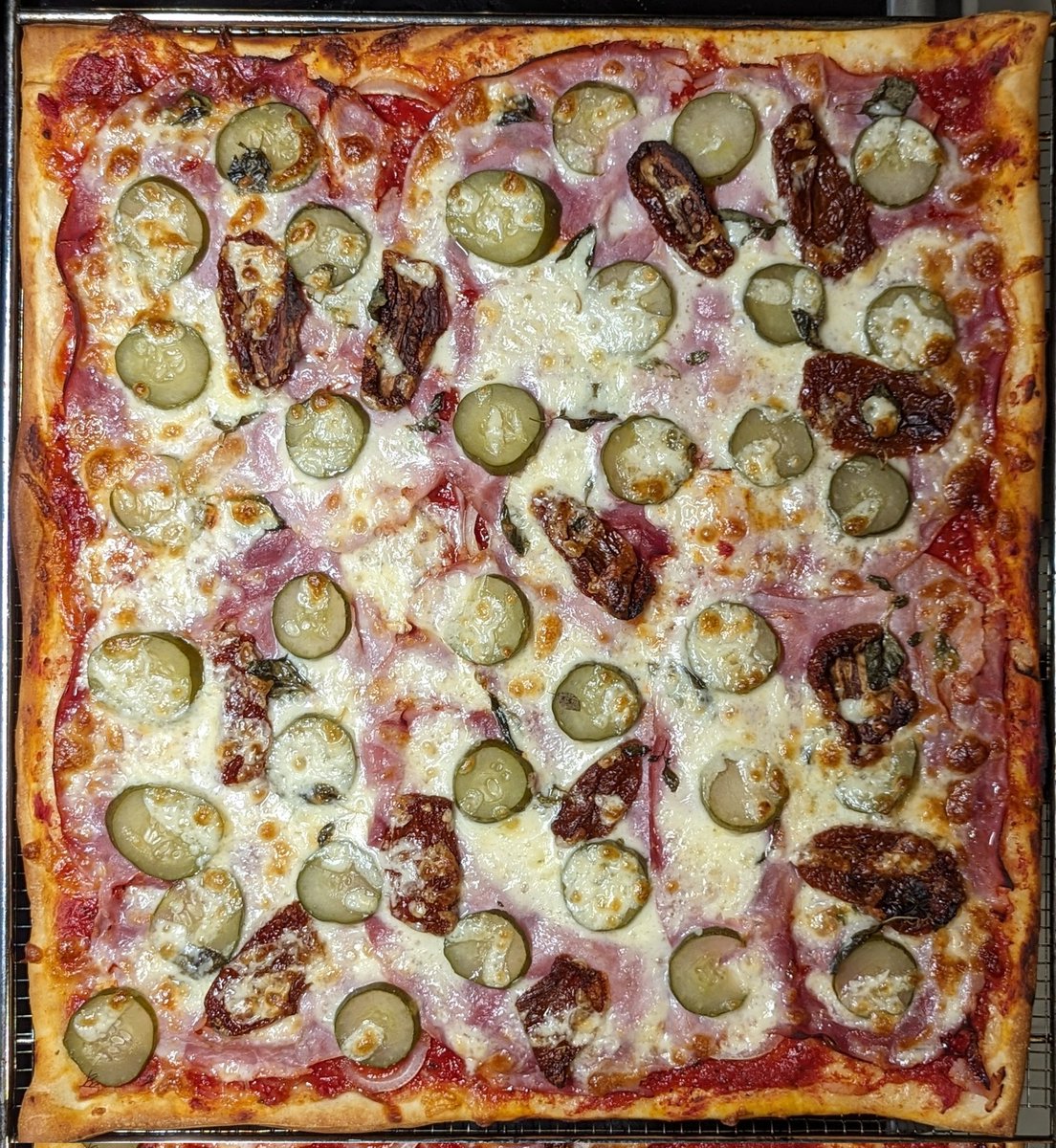 Марто tweet media