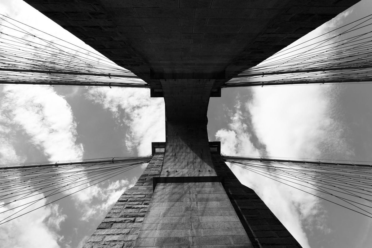 ‘New York’ de David Jiménez, en Ivorypress 
arquitecturaviva.com/articulos/new-…
Del 1 de marzo al 29 de junio
Una serie de instantáneas en blanco y negro muestran la ciudad de Nueva York, combinando imágenes arquitectónicas con ambientes y escenas cotidianas.
<a href="/Ivorypress/">Ivorypress</a>